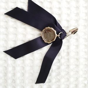 HENRI BENDAL navy blue silver tone pin brooch